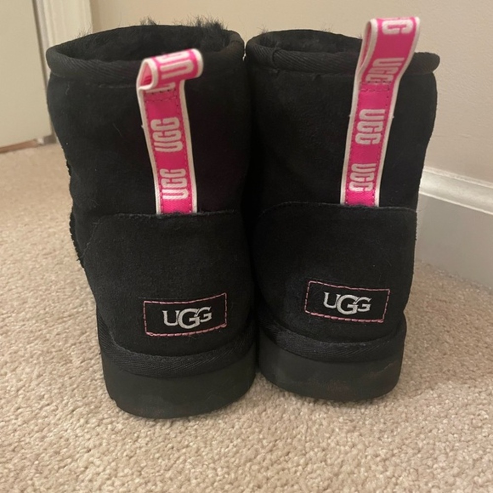 UGG Black and Pink Boots Plush Interior Durable Sole
